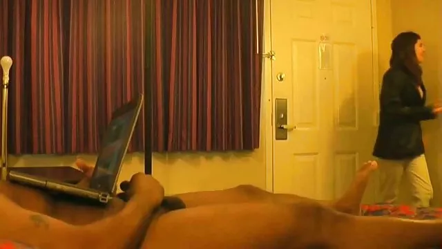 A Shay gira fode a os melhores vídeos de pornô grátis cama em vídeo Amador.