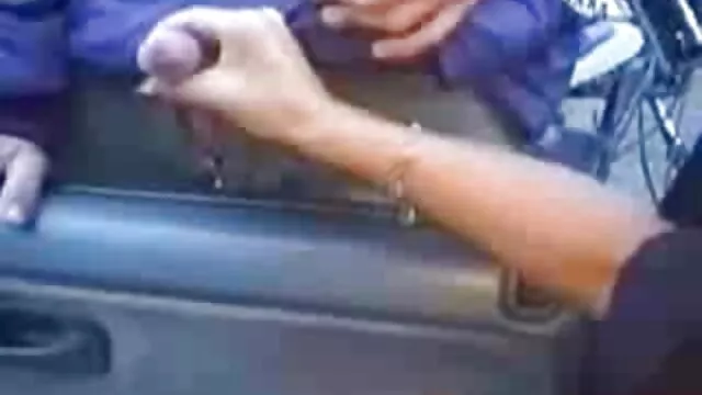 A fotógrafa faz um ménage à trois com a Boazona os melhores vídeos de pornô em hd da MILF Sarah.