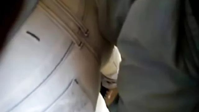A empregada de Hentai acariciou e fingiu video porno so as melhores