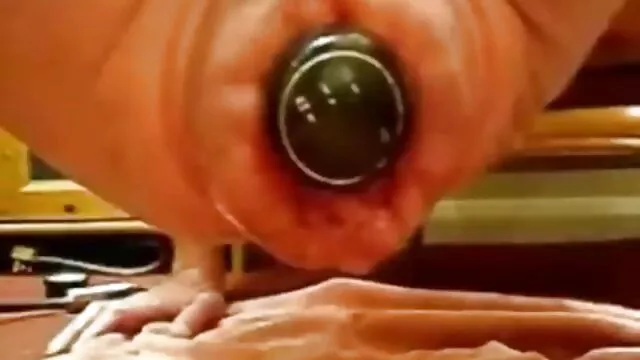 Aoi Amamiya tem o melhor do vídeo pornô brasileiro uma pila tão dura na vagina.