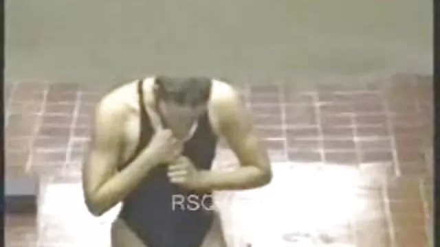 Os Magricelas são chupados e os melhores vídeos pornô da atualidade lambem o cu na banheira.