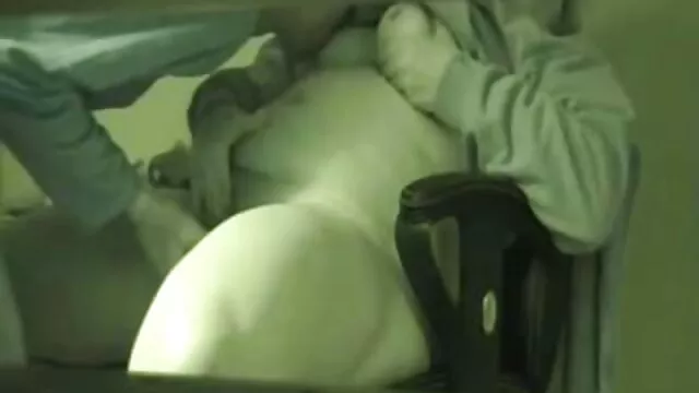 Cena pornográfica vídeo pornô com as melhores atrizes estranha e engraçada, anos 80.