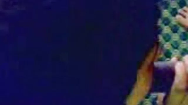 Striptease os melhores vídeos pornô ao vivo sexy teen fofo e masturbação